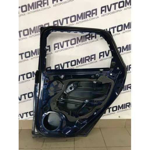 Двері задні праві Ford Focus 3 Wagon колір IB 2011-2017 1780171
